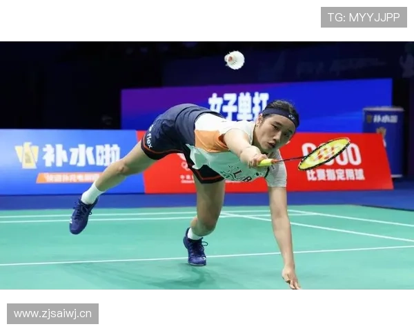 安洗莹赛场上拼命，豪宅里却像隋棠开派对，这反差我真顶不住！